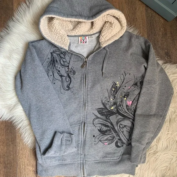 Roxy Gray Hoodie with Artistic Design - Picture 3 of 7